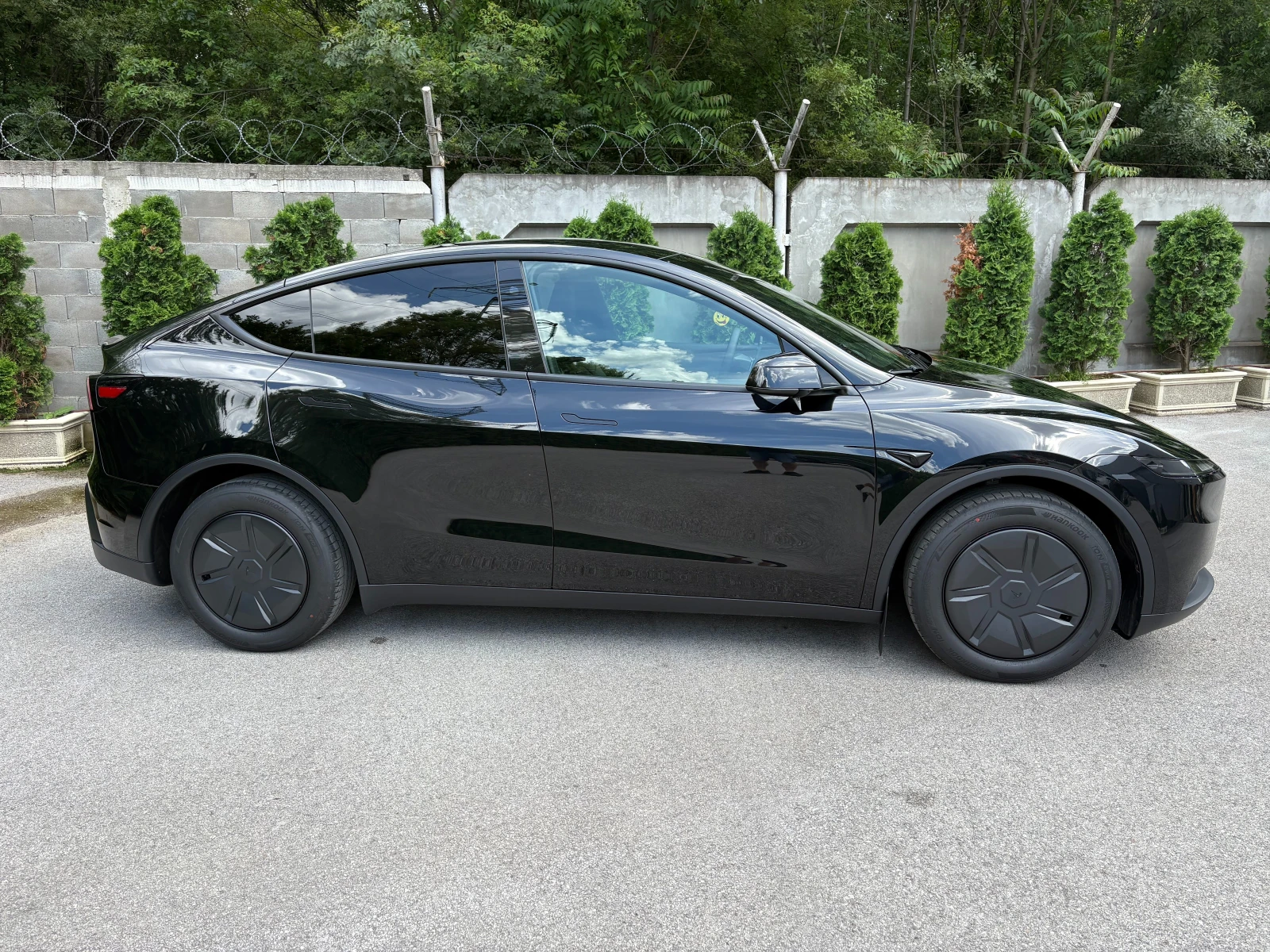 Tesla Model Y Standart 60kw , снимка 3 - Автомобили и джипове - 55105554