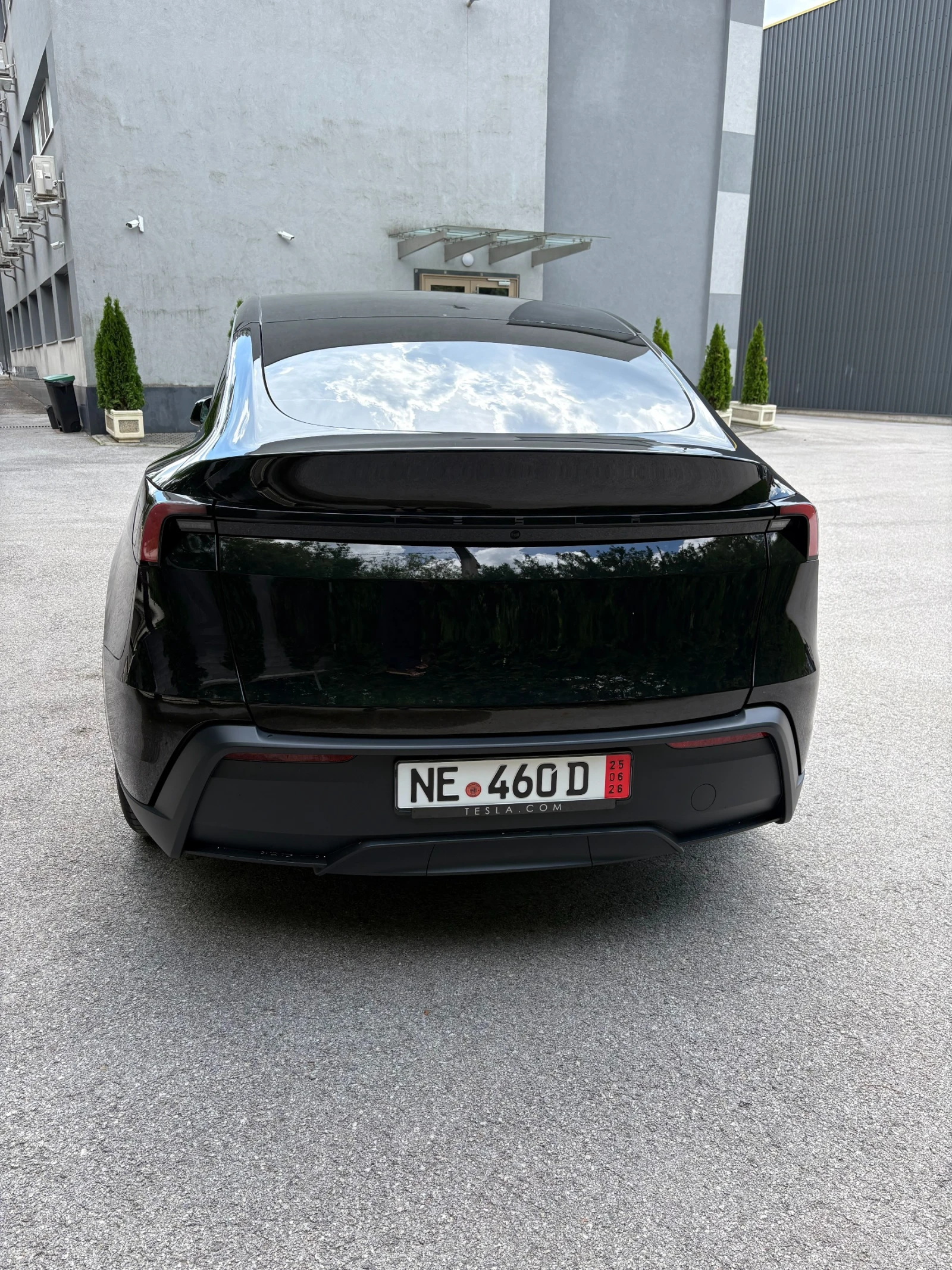 Tesla Model Y Standart 60kw , снимка 5 - Автомобили и джипове - 55105554