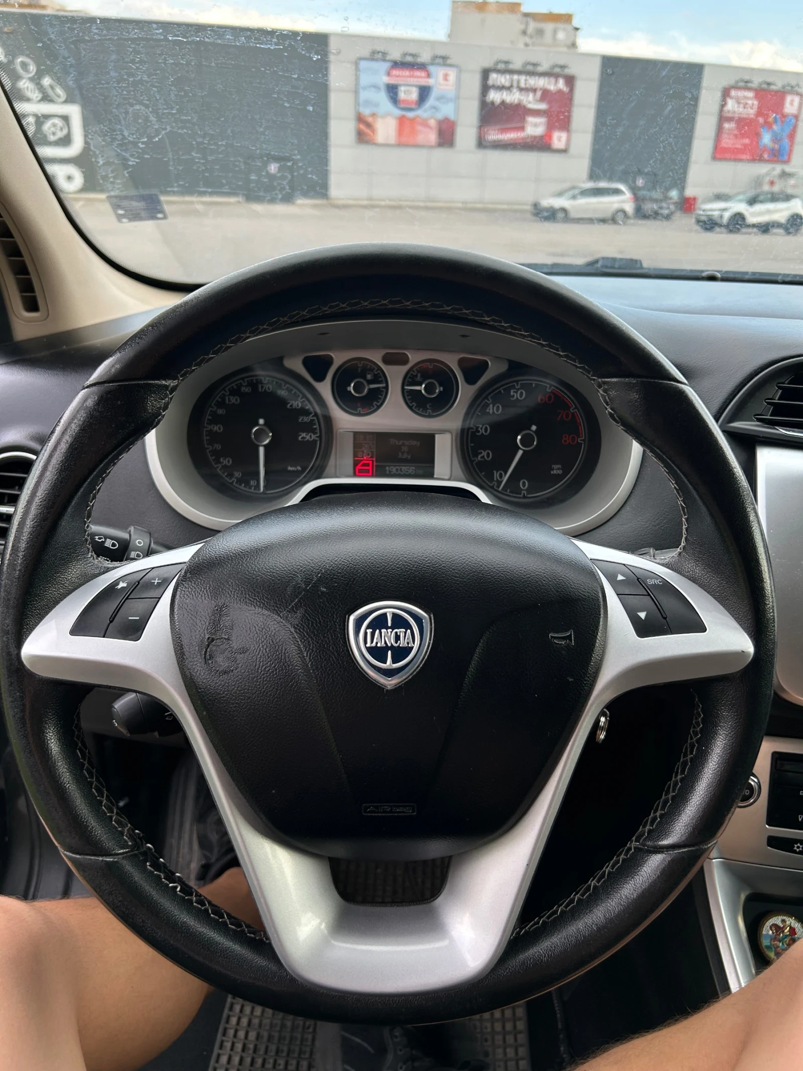 Lancia Delta 1.4 T-Jet, снимка 6 - Автомобили и джипове - 55315961