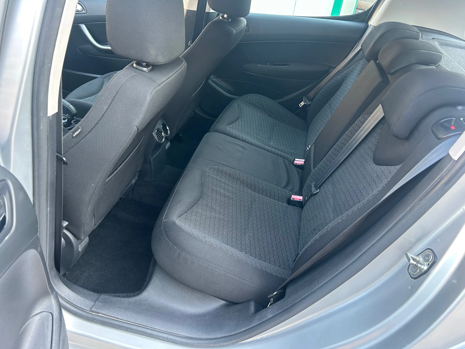 Peugeot 308 2.0HDI-150k.c-FACE-LED-ПАНОРАМА!, снимка 12 - Автомобили и джипове - 55740399