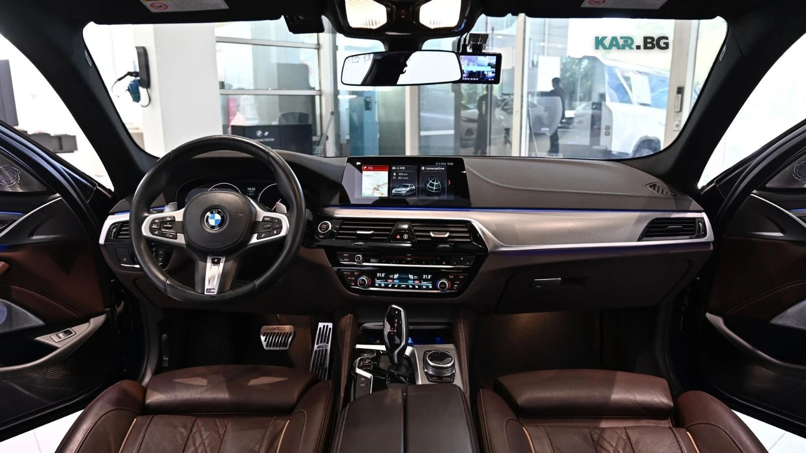 BMW 550 M550d xDrive* HUD* 360* ОБДУХВ* НАВИ* ПАНО, снимка 6 - Автомобили и джипове - 56047847