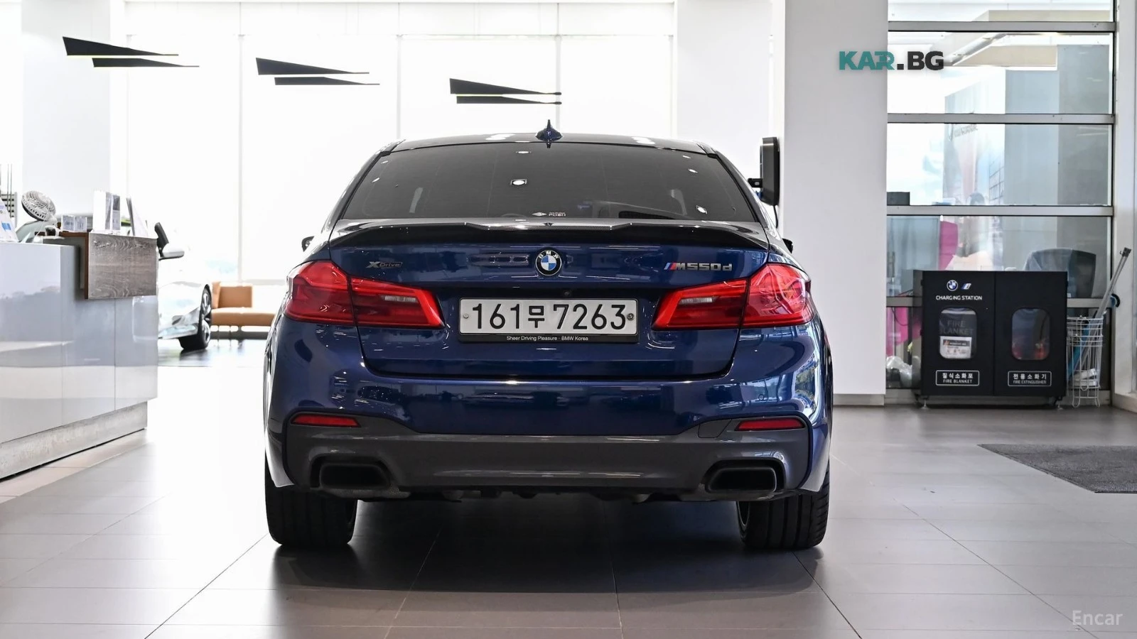 BMW 550 M550d xDrive* HUD* 360* ОБДУХВ* НАВИ* ПАНО, снимка 4 - Автомобили и джипове - 56047847