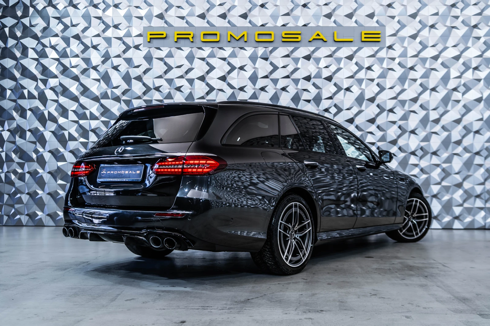 Mercedes-Benz E 53 AMG T 4М+ Печка Burmester AIR, снимка 3 - Автомобили и джипове - 56067766