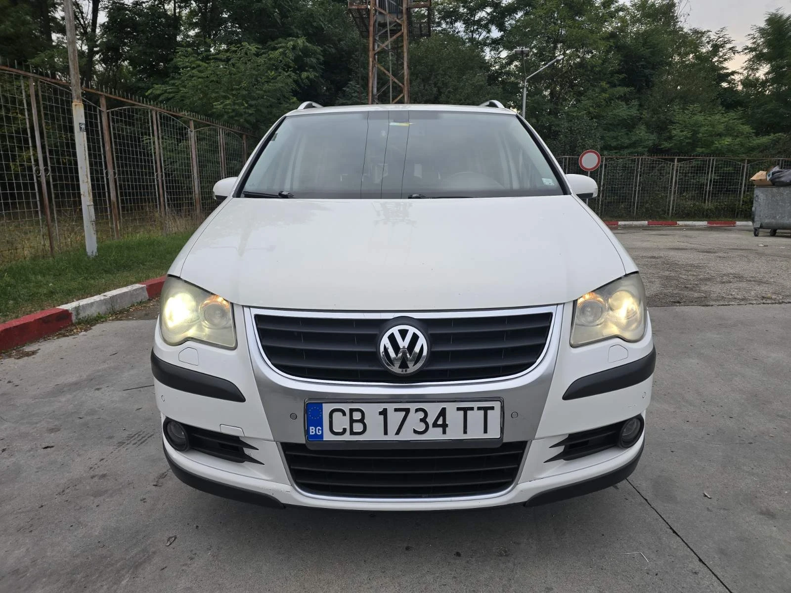 VW Touran 2.0 TDI CROSS , снимка 2 - Автомобили и джипове - 56167100