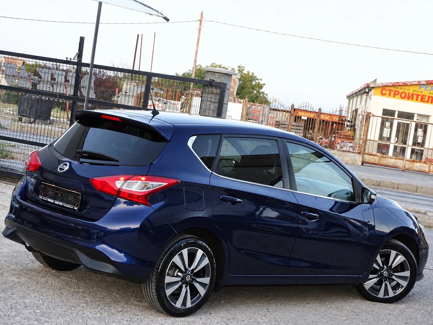 Nissan Pulsar KEYLESS GO* NAVI* 360 CAMERA* LANE ASSIST_* , снимка 8 - Автомобили и джипове - 56183447