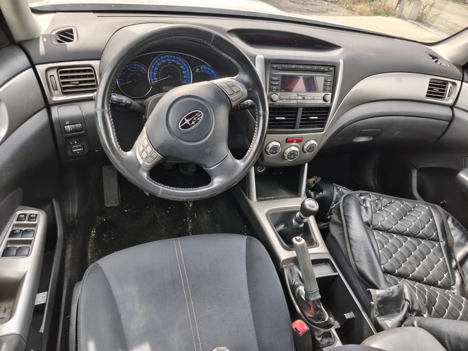 Subaru Forester 2.0D, снимка 5 - Автомобили и джипове - 56288562
