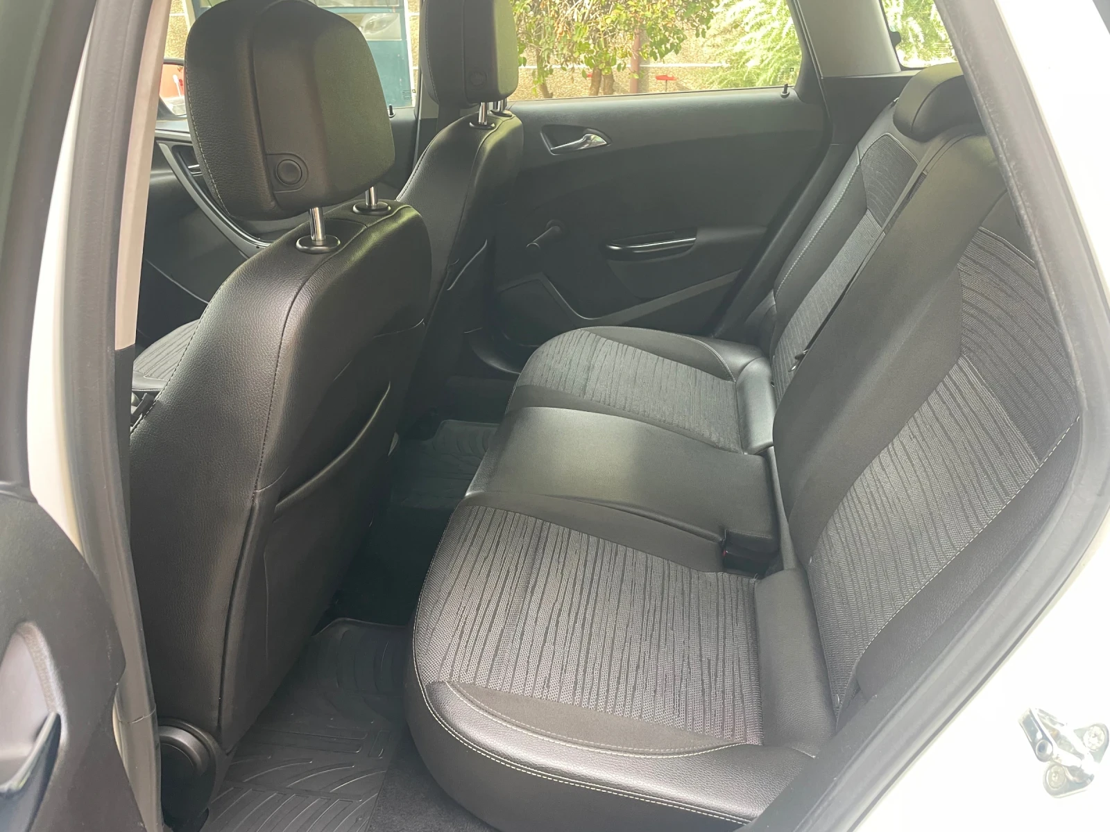 Opel Astra 1.4 ������-��� 140�� | Mobile.bg � ����������� 14