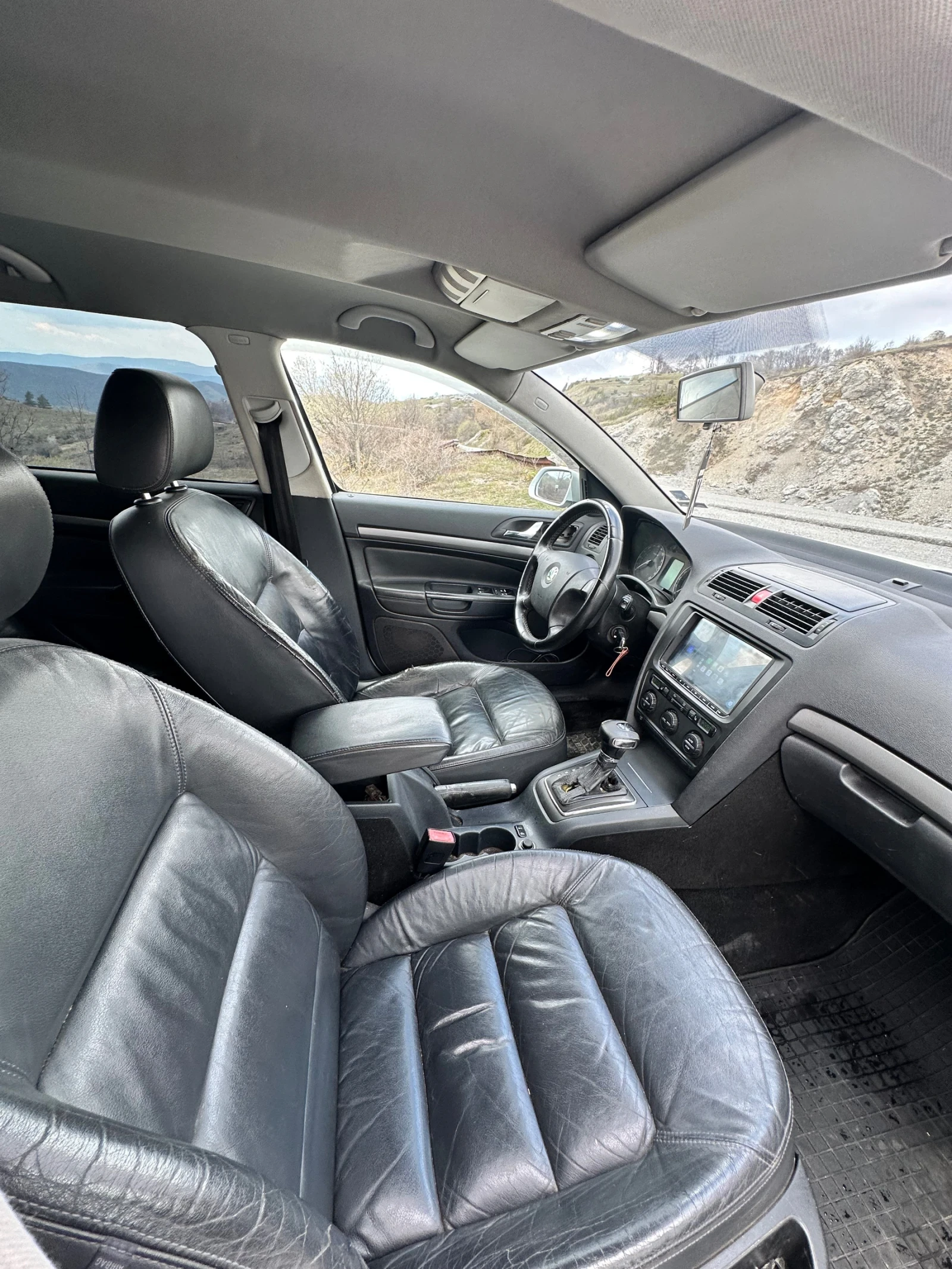 Skoda Octavia 2.0TDI DSG, снимка 8 - Автомобили и джипове - 56602692