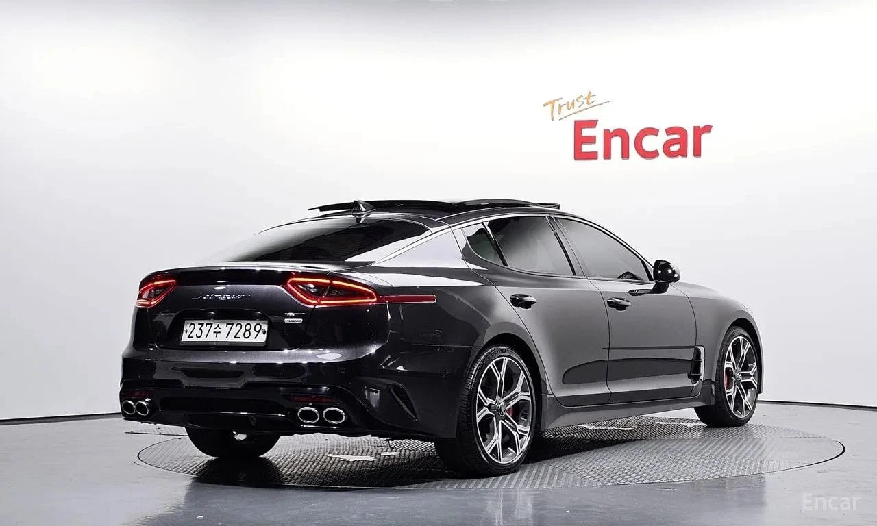 Kia Stinger * 3.3 Turbo AWD * , снимка 2 - Автомобили и джипове - 56614843