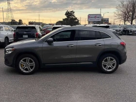 Mercedes-Benz GLA 250 4MATIC* DISTRONIC* AMBIENTNO* PANO* , снимка 2