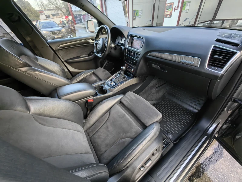 Audi SQ5 313кс/ШВЕЙЦ/165х.км/B&O/Пано/, снимка 12 - Автомобили и джипове - 53100417