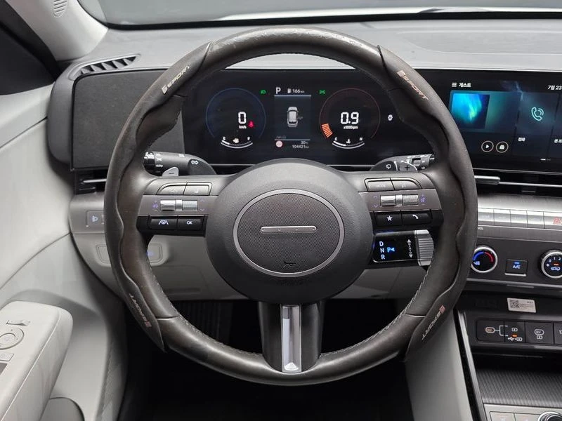 Hyundai Kona Gasoline 1.6 Turbo 2WD| 177к.с.| ВКЛ.ТЕХНОТЕСТ, снимка 13 - Автомобили и джипове - 55441123