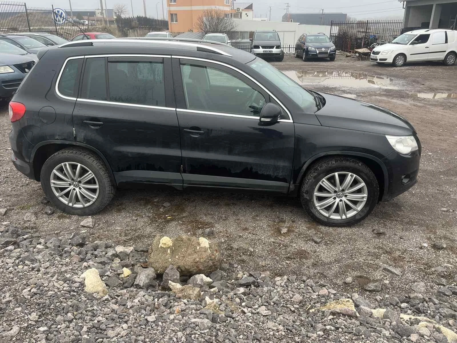 VW Tiguan 2,0 170 коня На Части - изображение 4