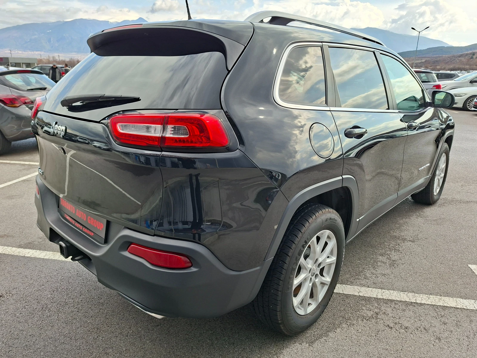Jeep Cherokee LIMITED 3.2 v6 274hp , снимка 6 - Автомобили и джипове - 50474142