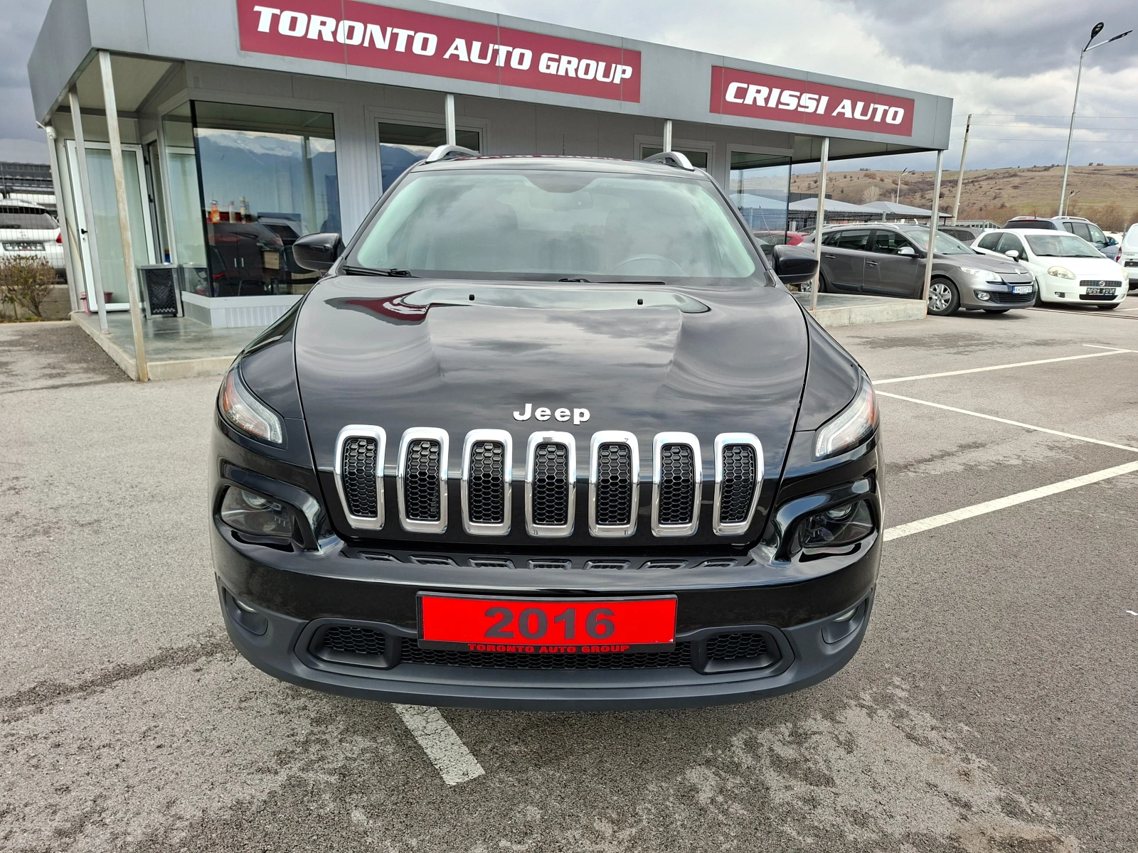 Jeep Cherokee LIMITED 3.2 v6 274hp , снимка 2 - Автомобили и джипове - 50474142