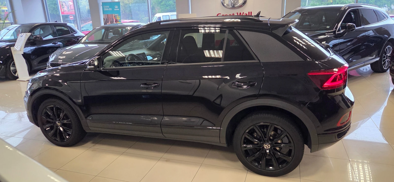 VW T-Roc Face ; Black Edition 2.0 TDI ; DSG ; IQ MATRIX - изображение 8