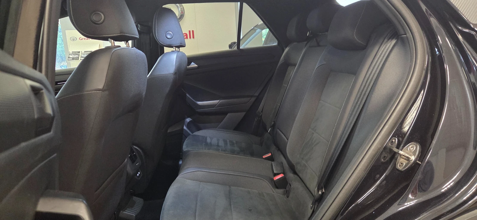 VW T-Roc Face ; Black Edition 2.0 TDI ; DSG ; IQ MATRIX - изображение 10