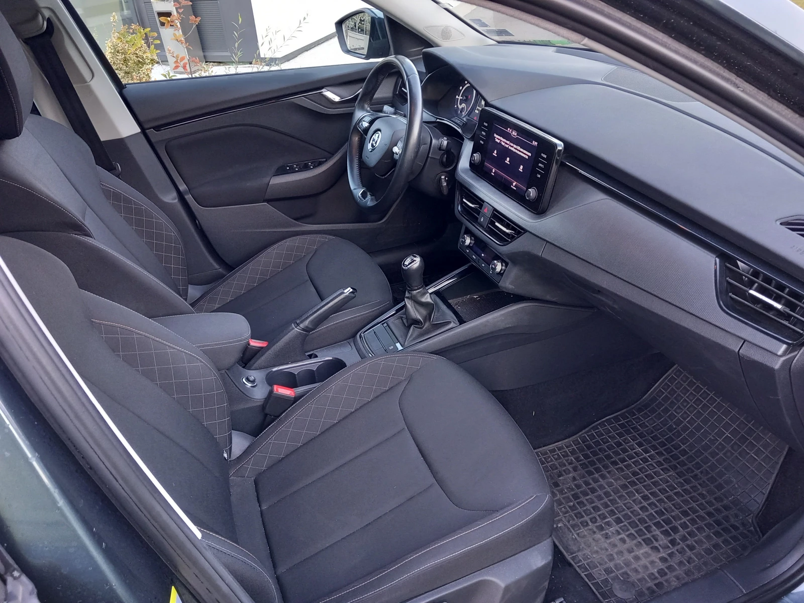 Skoda Kamiq 1.0 TSI - изображение 8