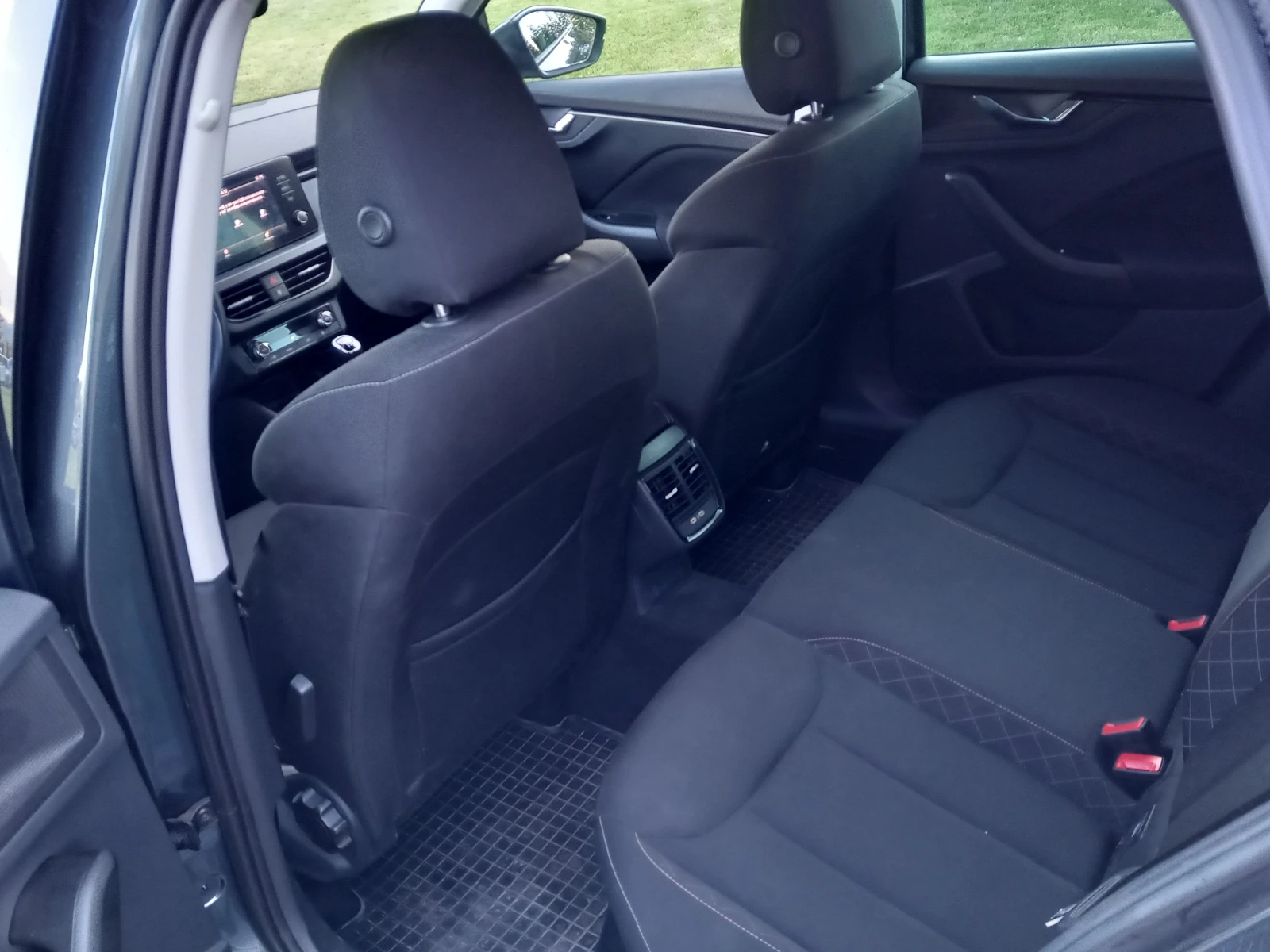 Skoda Kamiq 1.0 TSI - изображение 7