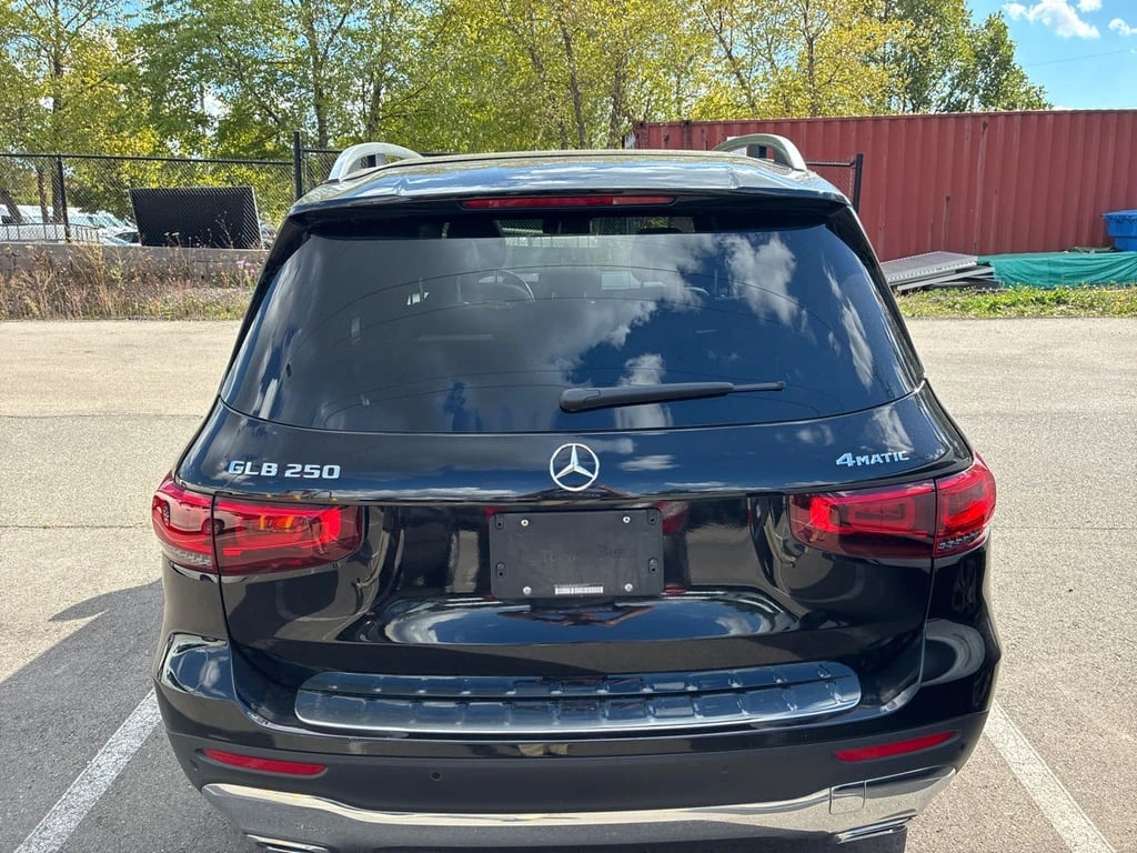 Mercedes-Benz GLB * 250 * CARFAX * БЕЗ ПЪРВОНАЧАЛНА ВНОСКА - изображение 4