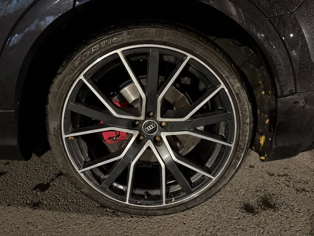 Audi SQ8 * 4.0 TFSI quattro * CARFAX * БЕЗ ПЪРВОНАЧАЛНА ВНО - изображение 7