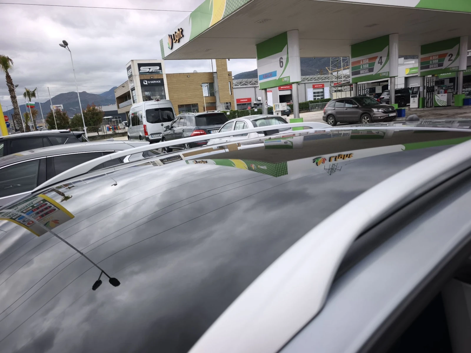 Nissan Qashqai 2.0d 4x4 N-TEC FULL SERVICE NEW ITALY!!, снимка 7 - Автомобили и джипове - 54083770