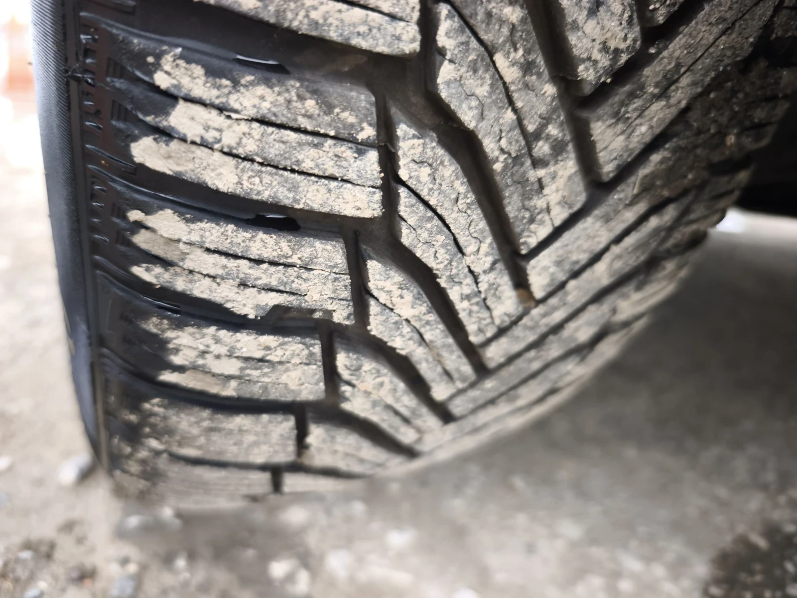 Nissan Qashqai 2.0d 4x4 N-TEC FULL SERVICE NEW ITALY!!, снимка 17 - Автомобили и джипове - 54083770