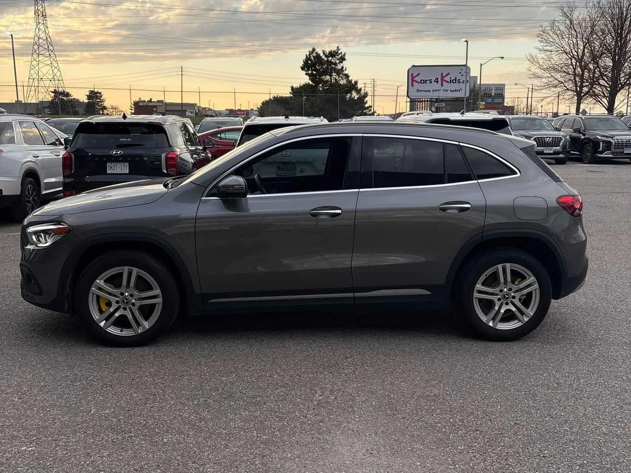 Mercedes-Benz GLA 250 4MATIC* DISTRONIC* AMBIENTNO* PANO*  | Mobile.bg � ����������� 2