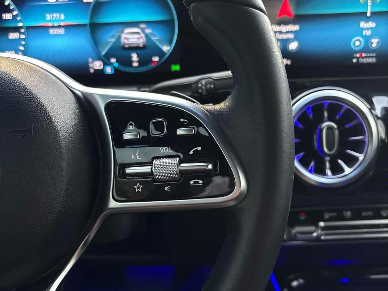 Mercedes-Benz GLA 250 4MATIC* DISTRONIC* AMBIENTNO* PANO*  | Mobile.bg � ����������� 15