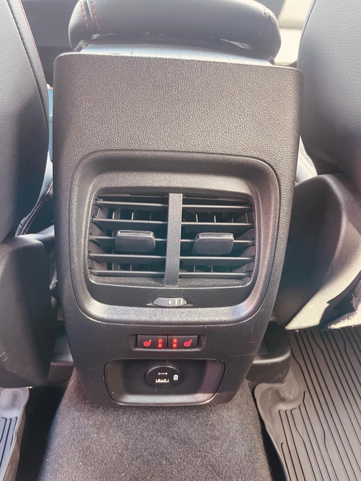 Ford Kuga ST-LINE X 190PS AWD, снимка 6 - Автомобили и джипове - 54919382