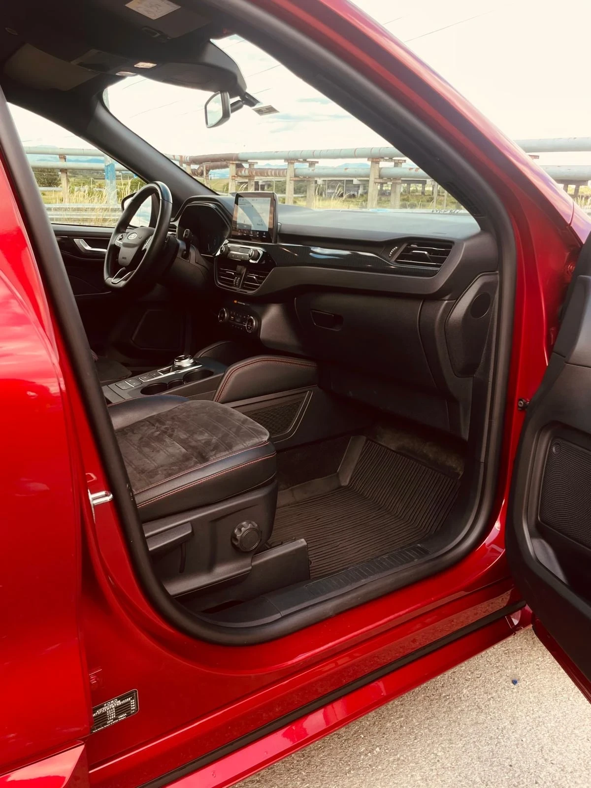 Ford Kuga ST-LINE X 190PS AWD, снимка 5 - Автомобили и джипове - 54919382