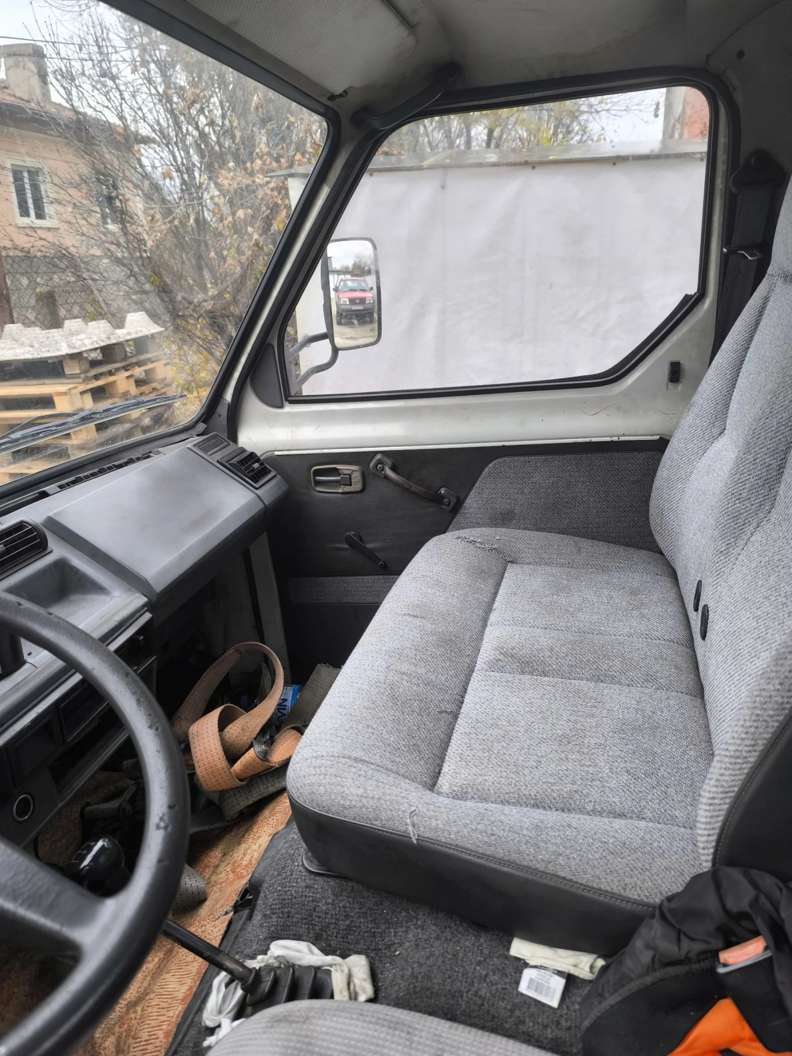 Nissan Trade 2.8 Dizel - изображение 9