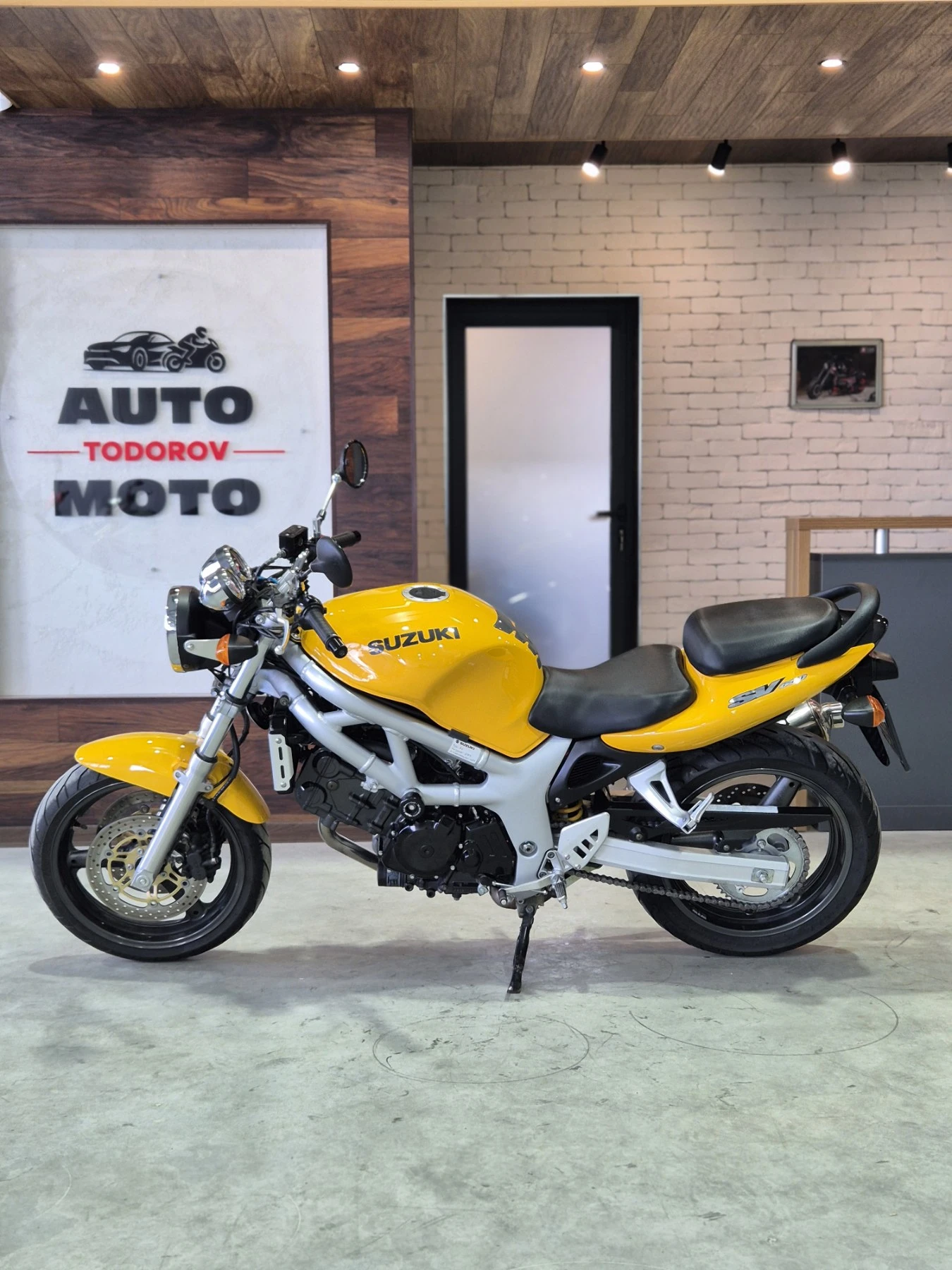 Suzuki SV 650 Нов внос от ШВЕЙЦАРИЯ! , снимка 4 - Мотоциклети и мототехника - 54917952