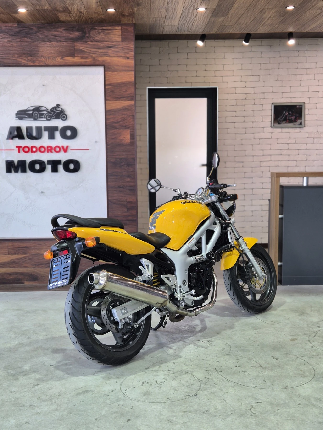 Suzuki SV 650 Нов внос от ШВЕЙЦАРИЯ! , снимка 7 - Мотоциклети и мототехника - 54917952