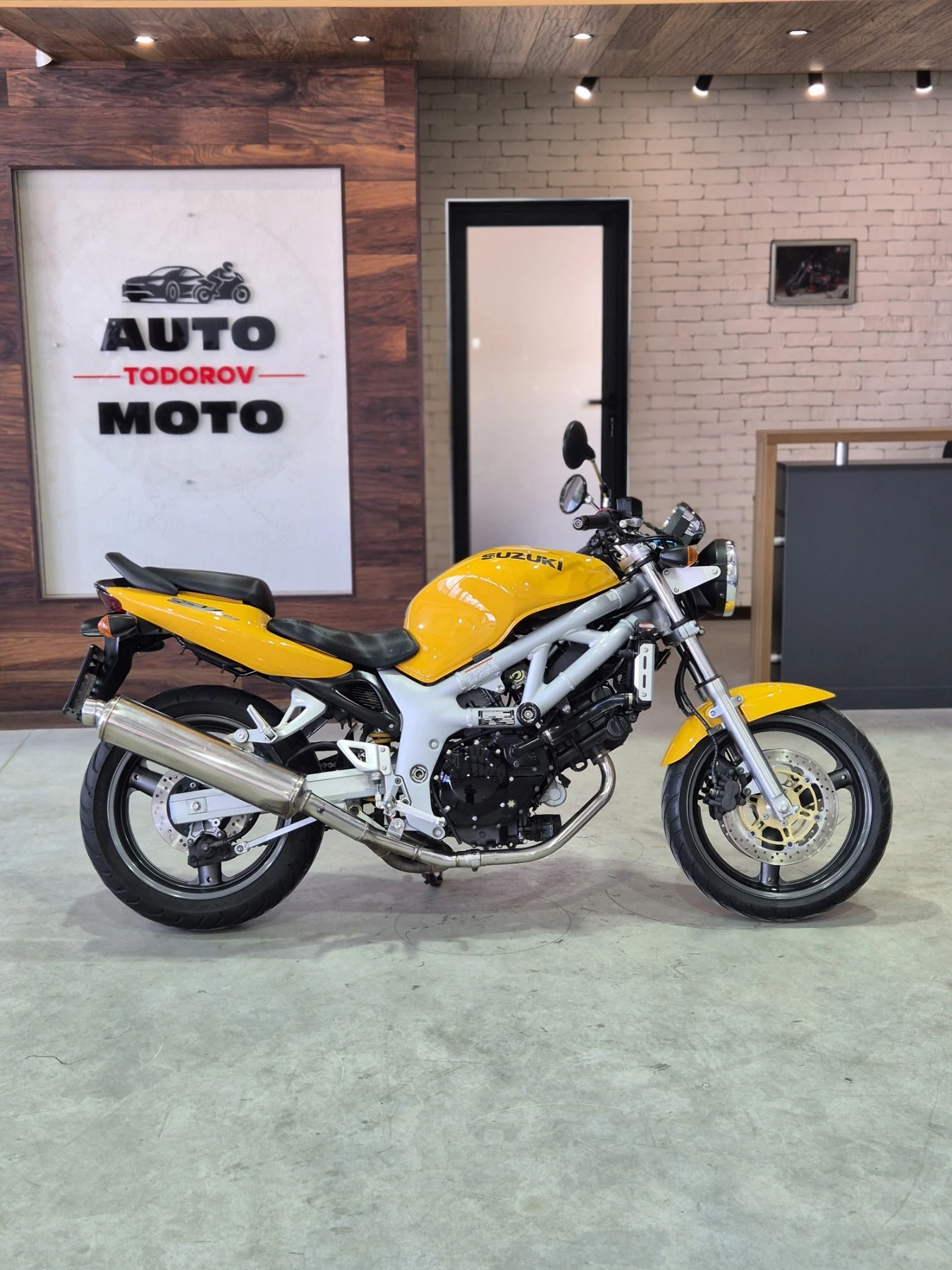Suzuki SV 650 Нов внос от ШВЕЙЦАРИЯ! , снимка 8 - Мотоциклети и мототехника - 54917952