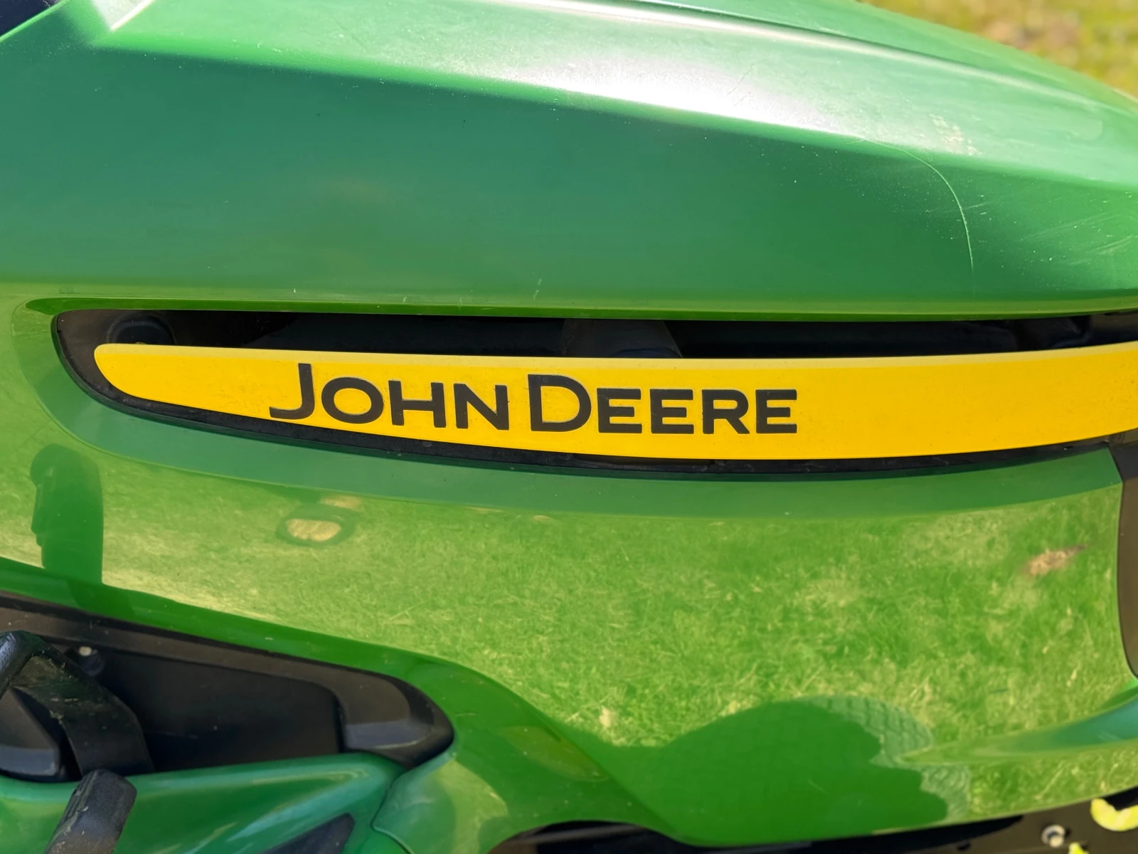 Сенокосачка John Deere X310 - изображение 6