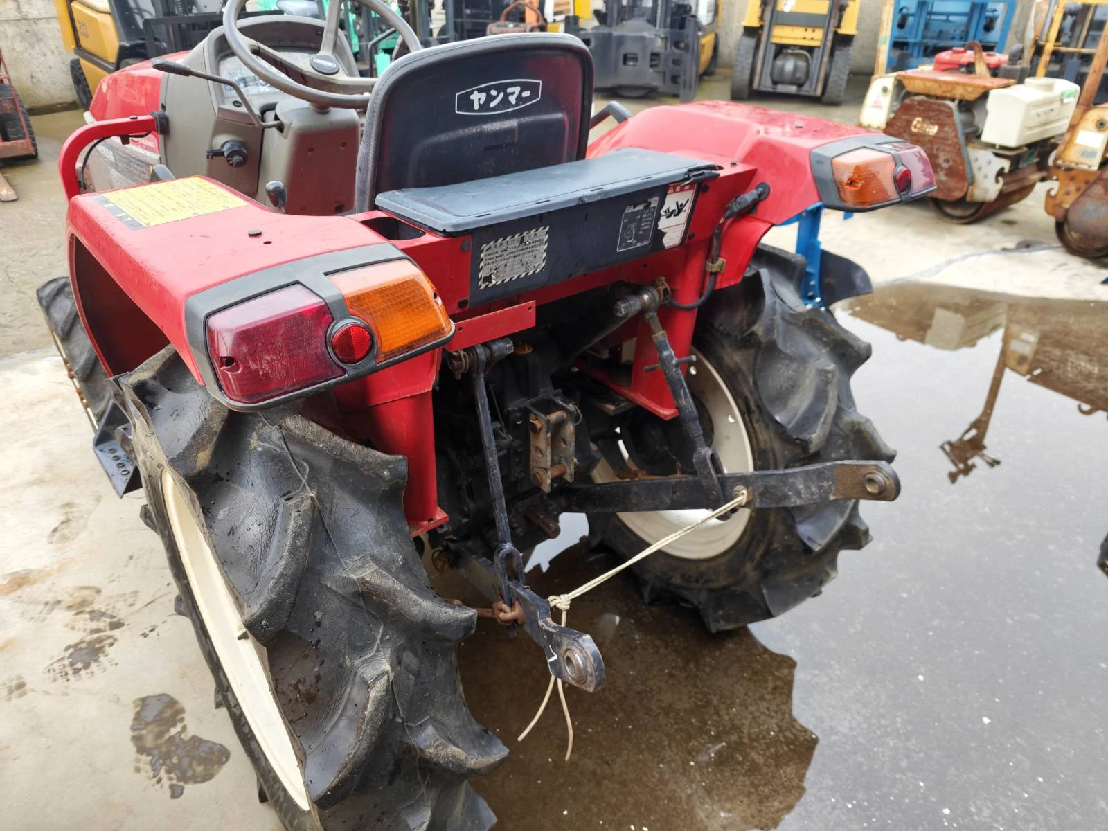 Трактор Yanmar  ПЕРФЕКТЕН , снимка 4 - Селскостопанска техника - 54624351
