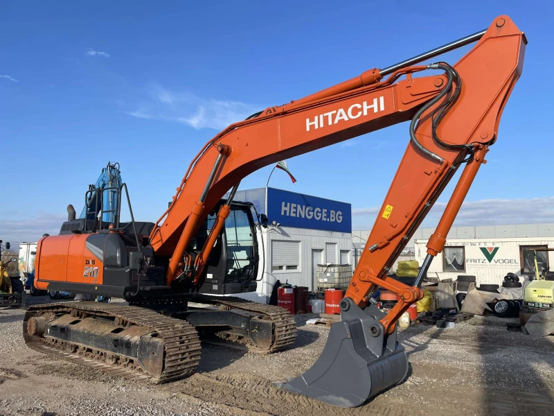 Багер Hitachi ZX 210 LC-7, снимка 14 - Индустриална техника - 48626679