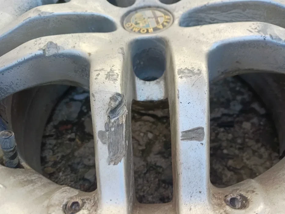    180/110R15   | Mobile.bg   4