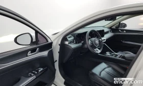 Kia K5 2.0 Trendy, снимка 13