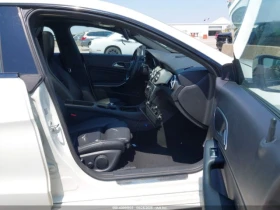 Mercedes-Benz CLA 250 - 25550 лв. / 13063.51 € - 93802593 12
