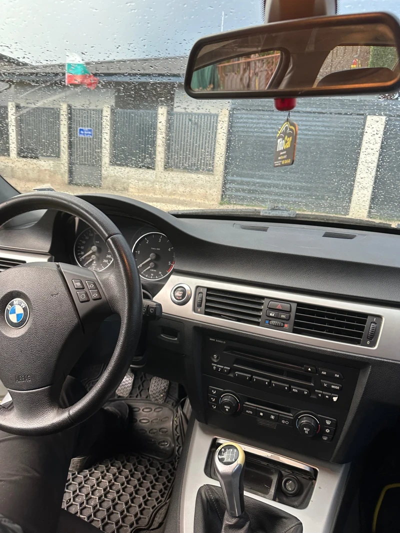 BMW 320 2.0d 163ks, снимка 2 - Автомобили и джипове - 47074991