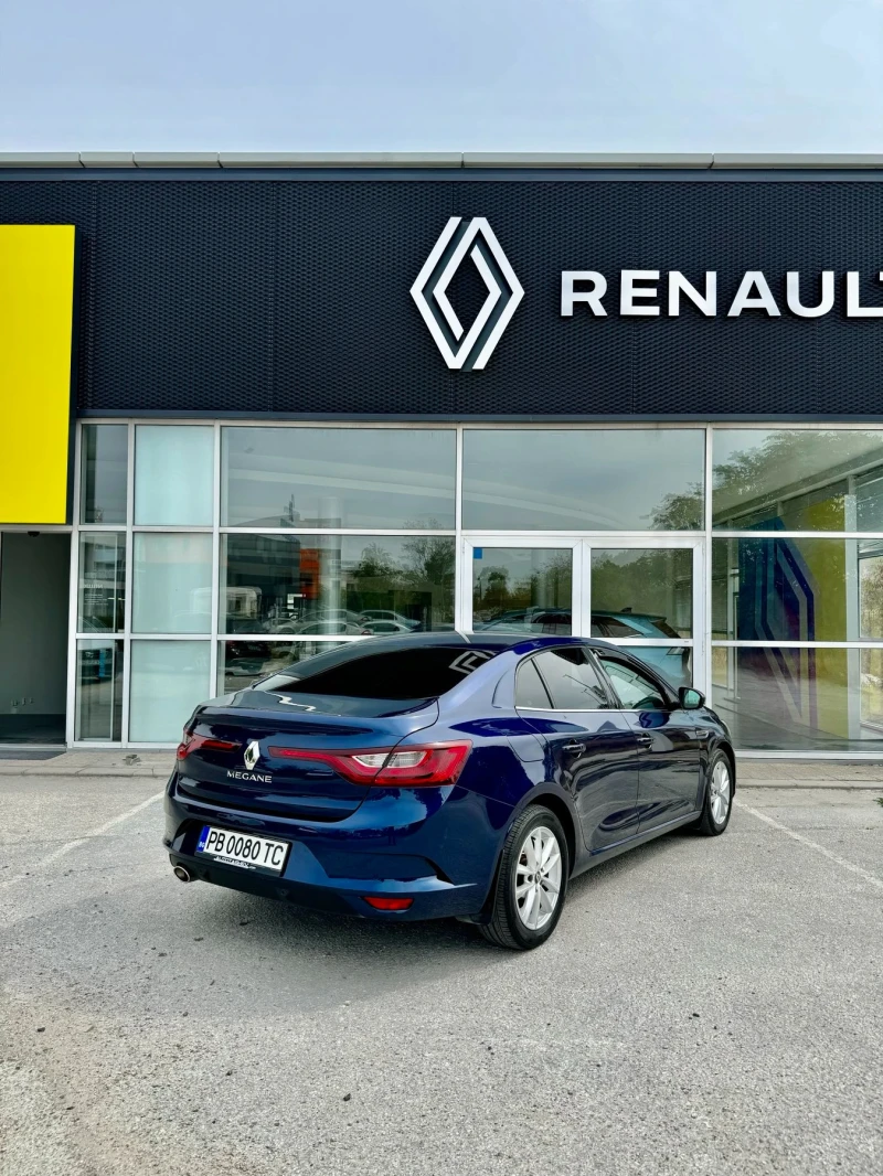 Renault Megane 1.6 16V LPG, снимка 2 - Автомобили и джипове - 47440014