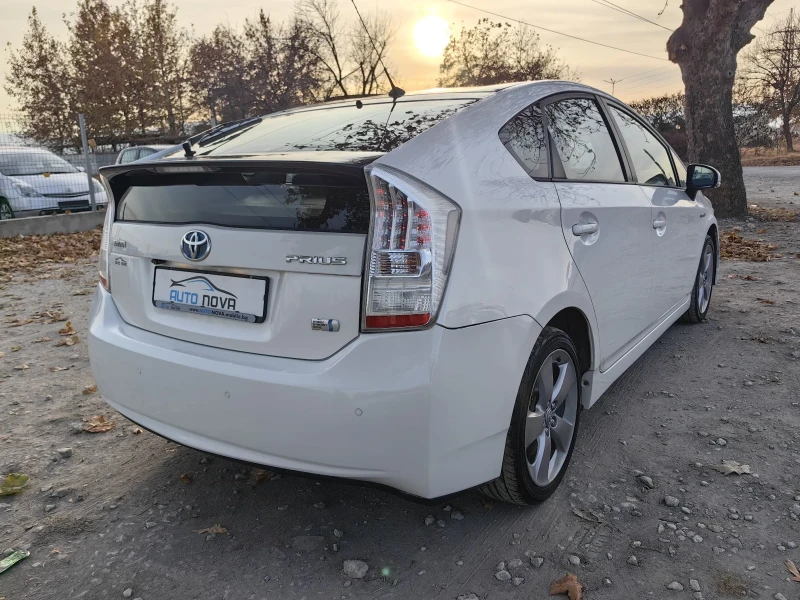 Toyota Prius 1.8 ХИБРИД 136 К.С. FACELIFT!!! , снимка 5 - Автомобили и джипове - 48030931