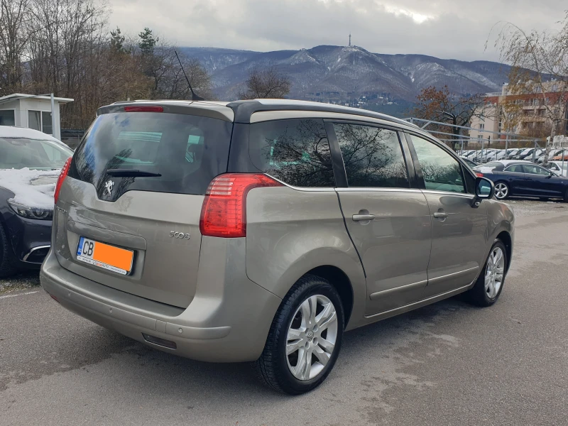 Peugeot 5008 2.0HDi* EURO5A* KLIMATRONIK* , снимка 4 - Автомобили и джипове - 48052137