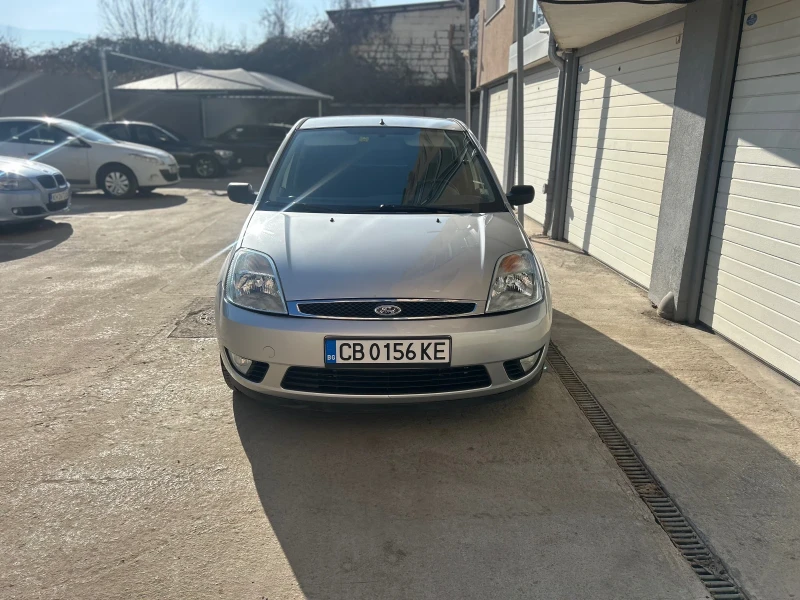 Ford Fiesta Реални км. GHIA 1.6, снимка 1 - Автомобили и джипове - 48856076