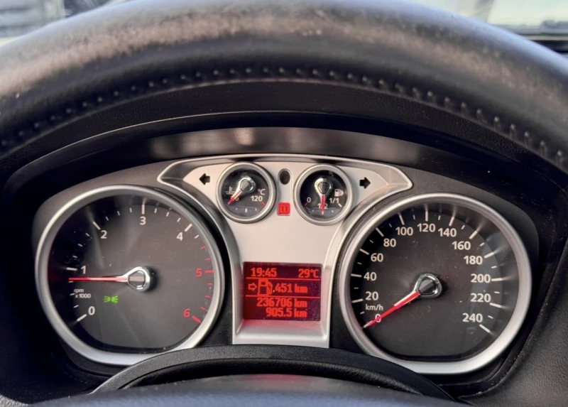 Ford C-max 1.6 TD / Панорама, снимка 7 - Автомобили и джипове - 50711030