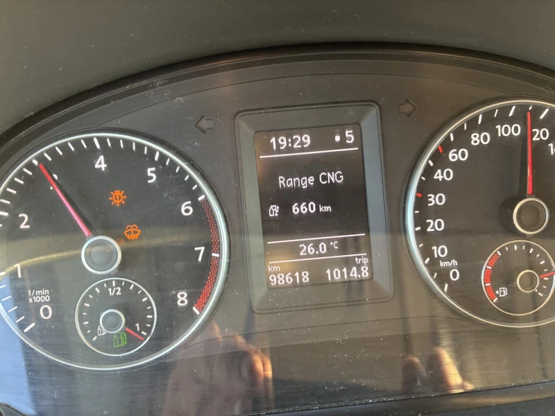 VW Caddy, снимка 6 - Автомобили и джипове - 51976738