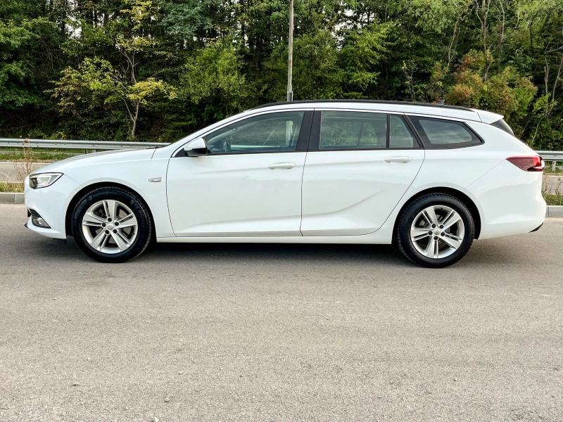 Opel Insignia 1.6D* LED* КАТО НОВА* , снимка 11 - Автомобили и джипове - 51618695