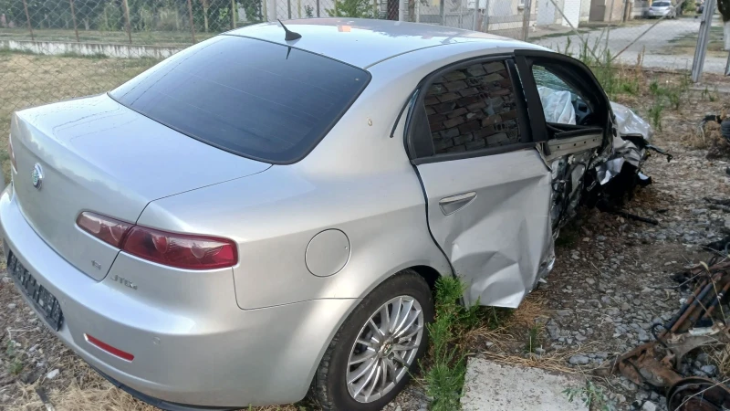 Alfa Romeo 159 1, 9JTD, снимка 3 - Автомобили и джипове - 51810017